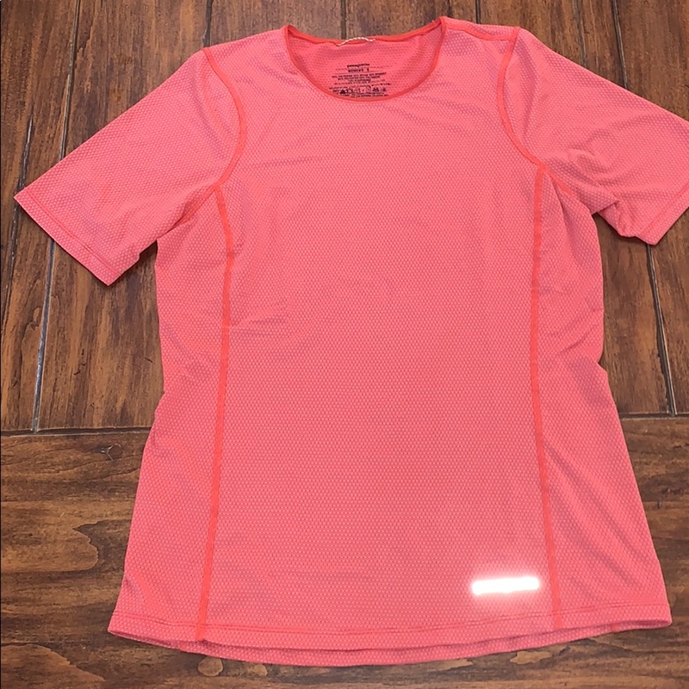 EUC Patagonia lightweight short sleeve t-shirt